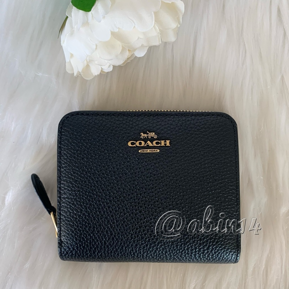 NWT Coach Black Leather Small Billfold Wallet